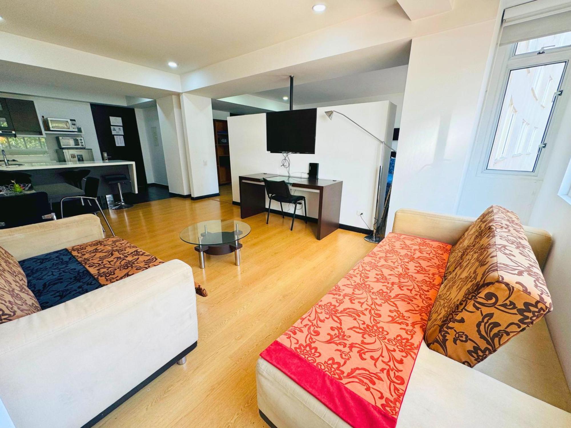 Aparta Suite Continental Богота Екстериор снимка