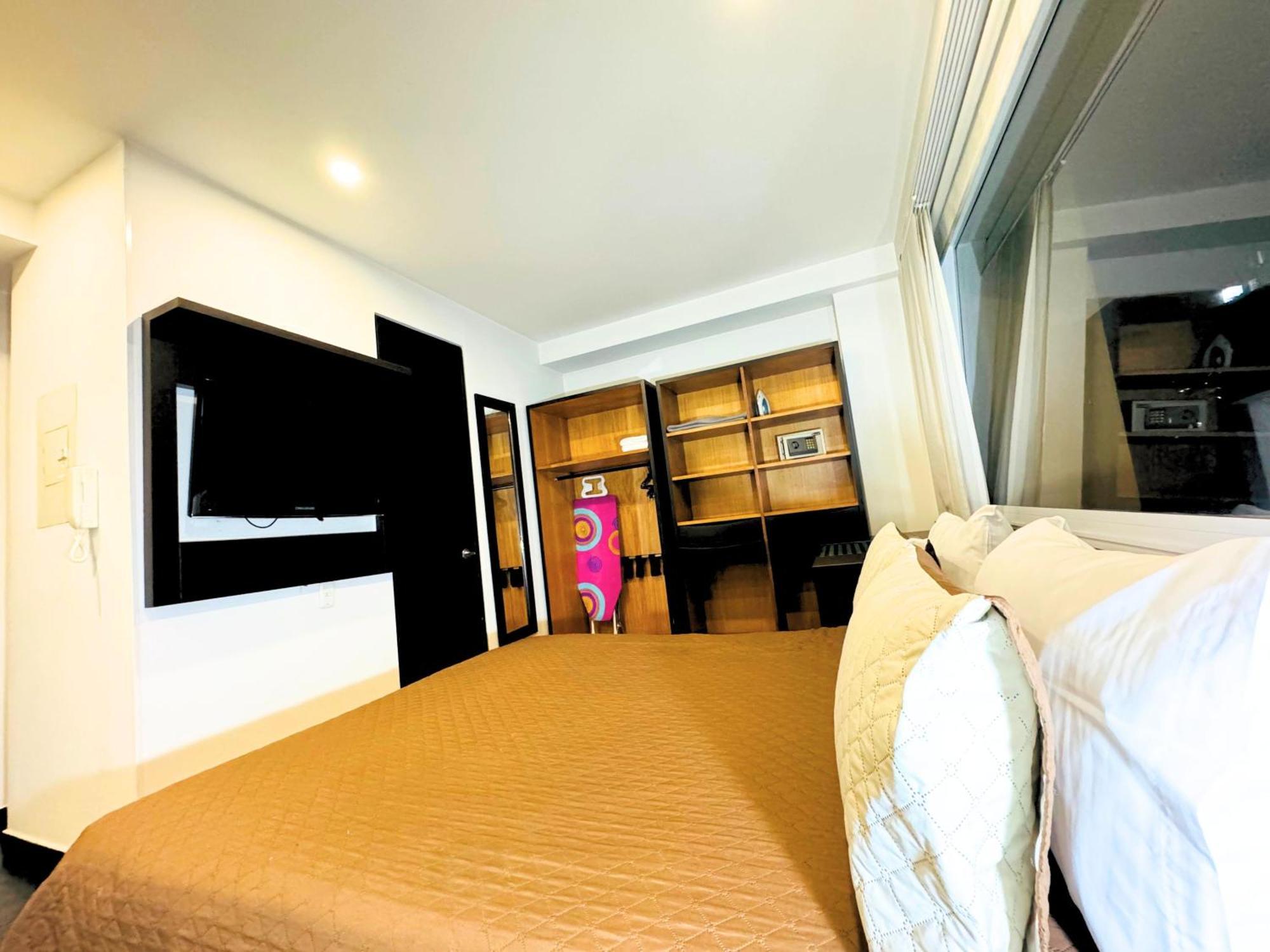 Aparta Suite Continental Богота Екстериор снимка